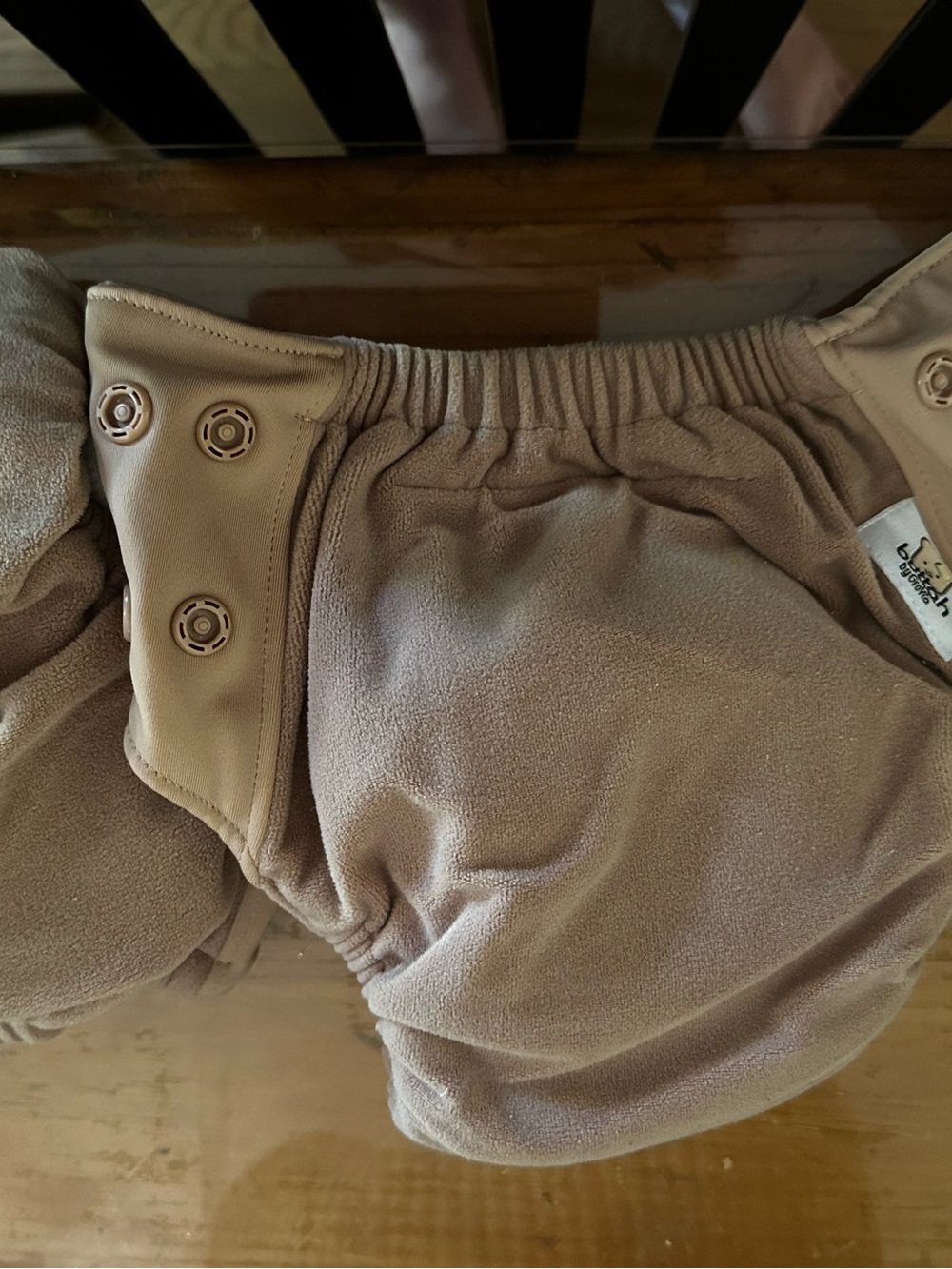 5 GroVia AIO Buttah Cloth Diapers in desert sand with Snap Fasteners super soft - Picture 10 of 10